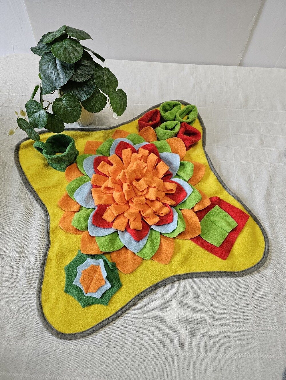 New Colorful Flower Snuffle Mat For Pets
